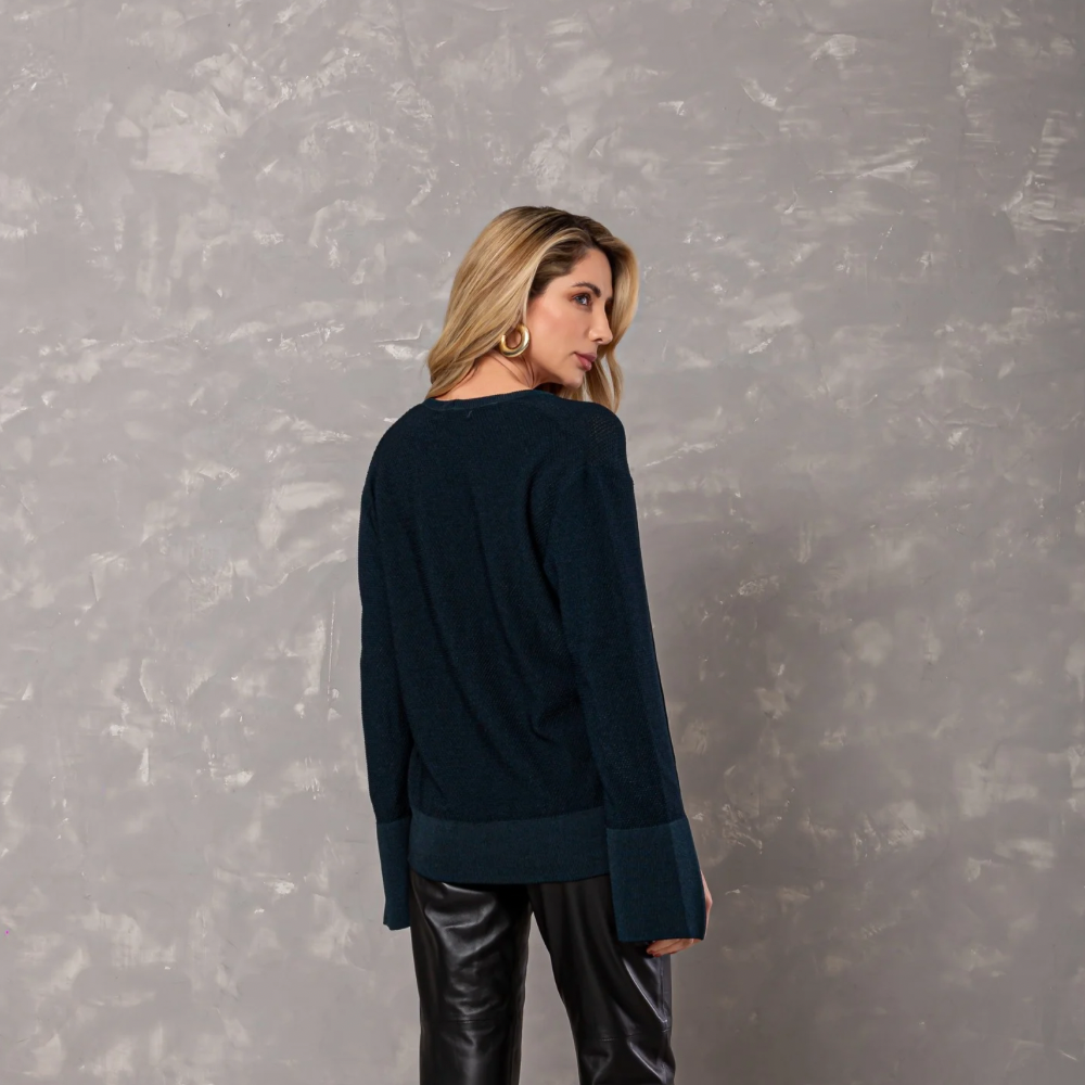 BLUSA TRICOT AMPLA DECOTE V VERDE ESCURO