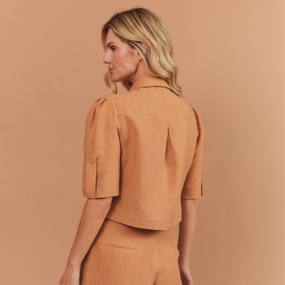 CAMISA CASSIA PURO LINHO CARAMELO