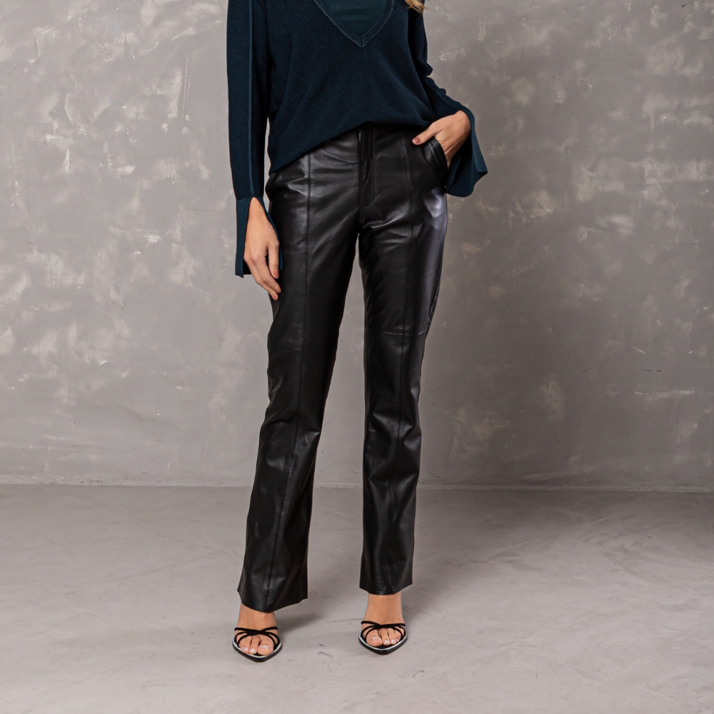 CALÇA FABIOLA DE COURO PRETO